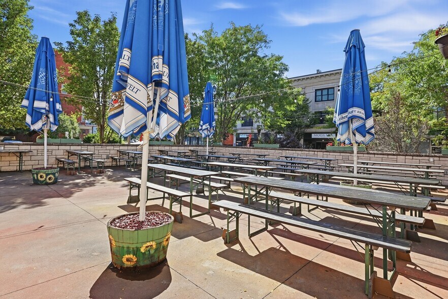 More Photos Of 13 Center St, Chicopee Restaurant For Sale