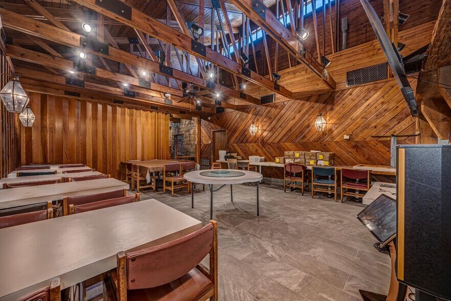 More Photos Of 4601 SE 29th St, Oklahoma City Restaurant For Sale