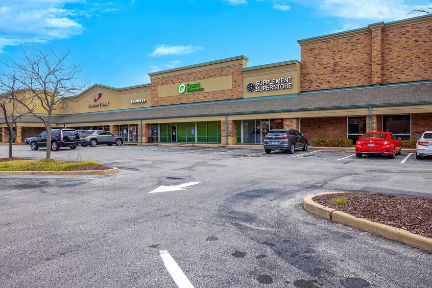 More Photos Of 8266 N Lindbergh Blvd, Florissant Unknown For Lease