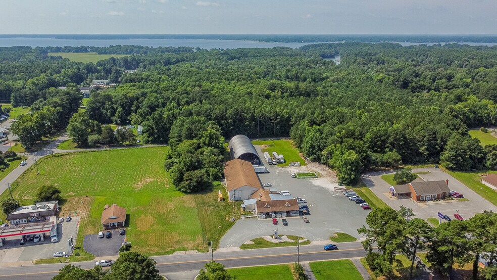 More Photos Of 16552 General Puller Hwy, Deltaville Specialty For Sale
