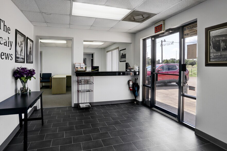 More Photos Of 193 Schmidt Rd, Sealy Freestanding For Sale