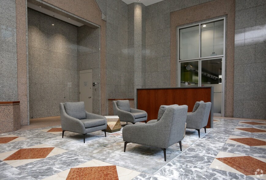 More Photos Of 120 E Baltimore St, Baltimore Office For Lease