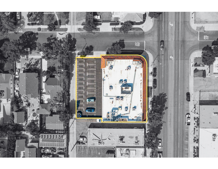 More Photos Of 4116 W Magnolia Blvd, Burbank Office For Sale