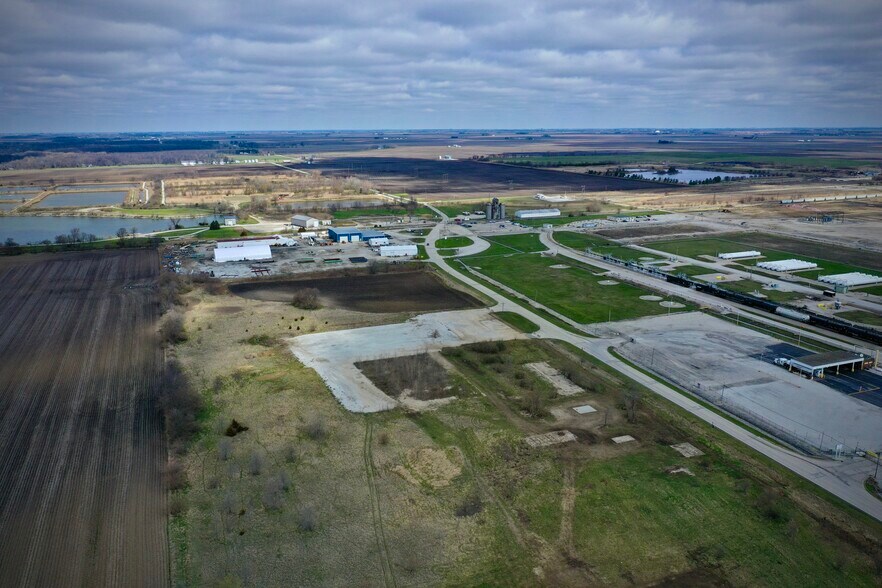 More Photos Of 625 E US Highway 36, Tuscola Land For Sale