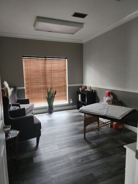 More Photos Of 4301 Spanish Trl, Pensacola Medical For Lease