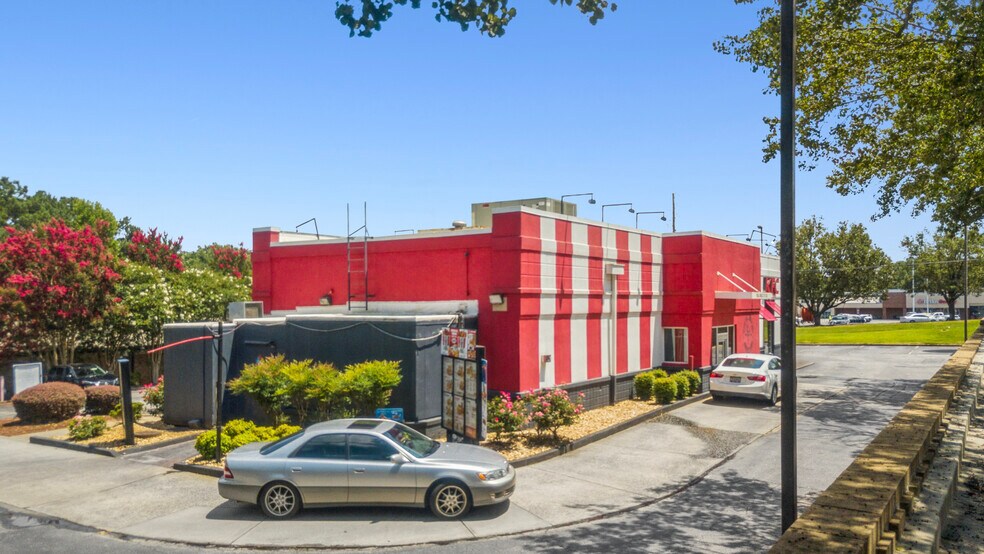 More Photos Of 1245 Merchants Dr, Dallas Fast Food For Sale