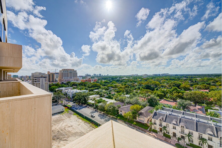 More Photos Of 550 Biltmore Way, Coral Gables Office For Lease
