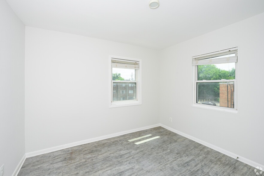 More Photos Of 129 Yuma St SE, Washington Apartments For Sale