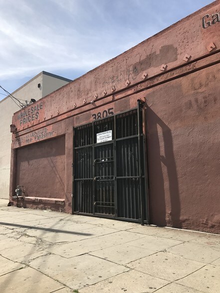 More Photos Of 3805 Avalon Blvd, Los Angeles Manufacturing For Sale