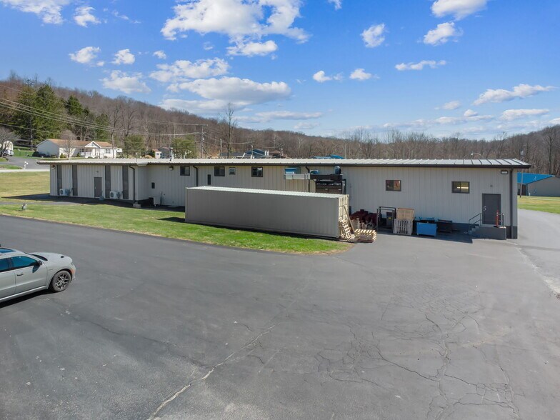 More Photos Of 263 Armbrust Road rd, Greensburg Warehouse For Sale