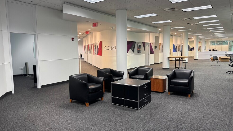 More Photos Of 2227 Welbilt Blvd, New Port Richey Office For Sale