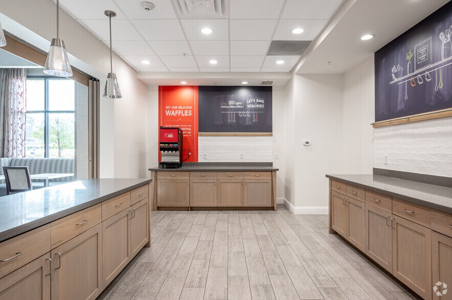 More Photos Of 2250 N Glenville Dr, Richardson Hotel For Sale