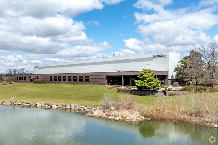 More Photos Of 801 W Rockton Rd, Rockton Research And Development For Sale