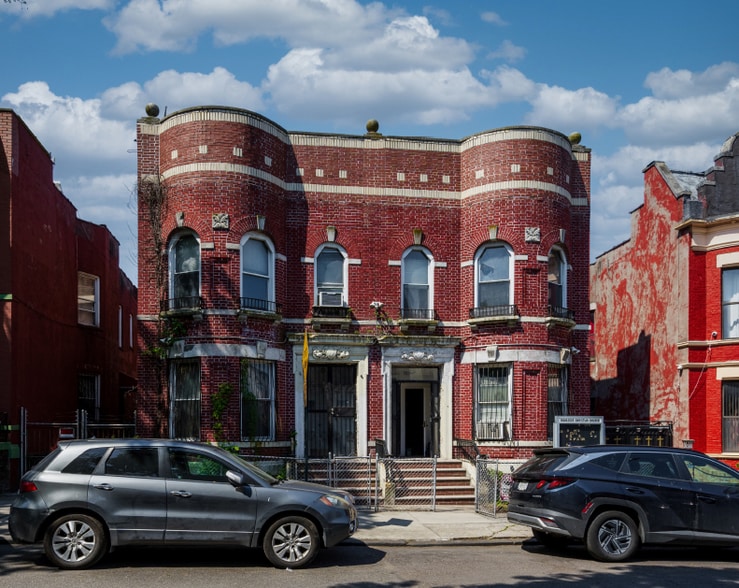 Primary Photo Of 833-837 Manida St, Bronx Religious Facility For Sale