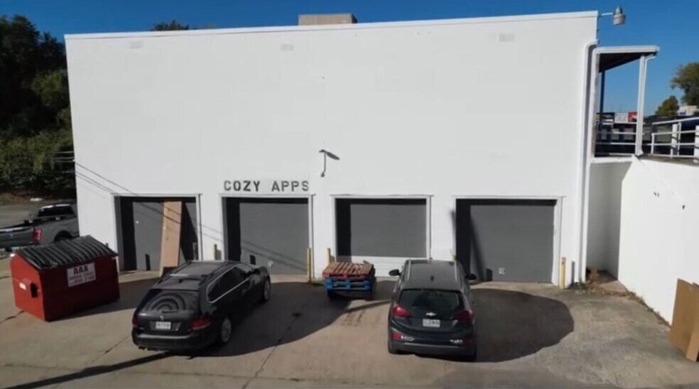 Primary Photo Of 17003 E US Highway 24, Independence General Retail For Sale