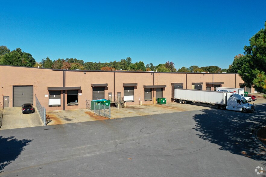 More Photos Of 825 Progress Center Ave, Lawrenceville Warehouse For Lease