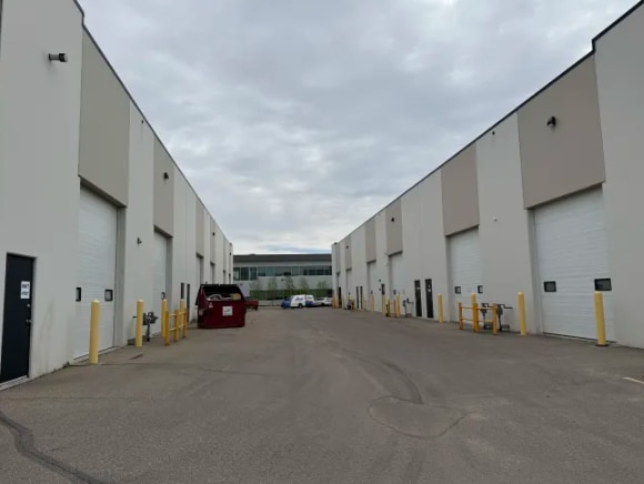 More Photos Of 118 Provincial Ave, Sherwood Park Flex For Lease