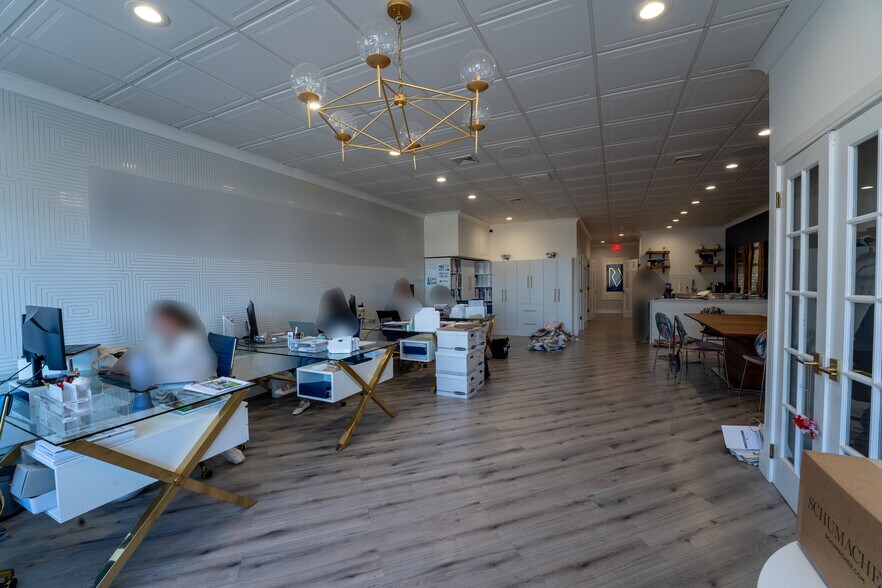 More Photos Of 12-16 Laurel Rd, East Northport Storefront Retail Office For Lease