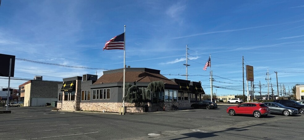 More Photos Of 2466 Route 22, Union Township Restaurant For Lease