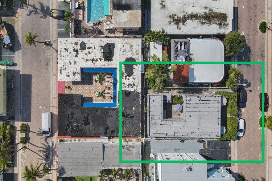 More Photos Of 322 Oklahoma St, Hollywood Multifamily For Sale