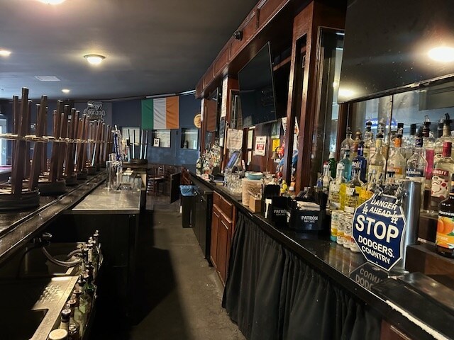 More Photos Of 16825-16829 Prairie Ave, Lawndale Freestanding For Sale