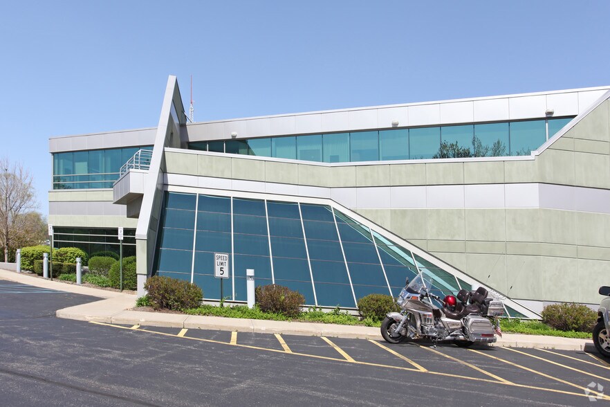 More Photos Of 550 3 Mile Rd NW, Grand Rapids Medical For Lease