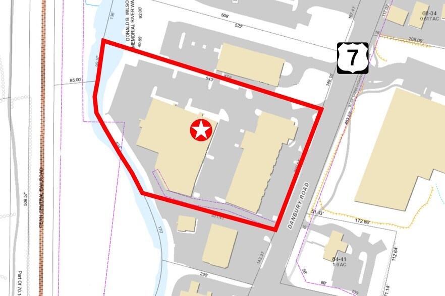 More Photos Of 37 Danbury Rd, Wilton Showroom For Lease