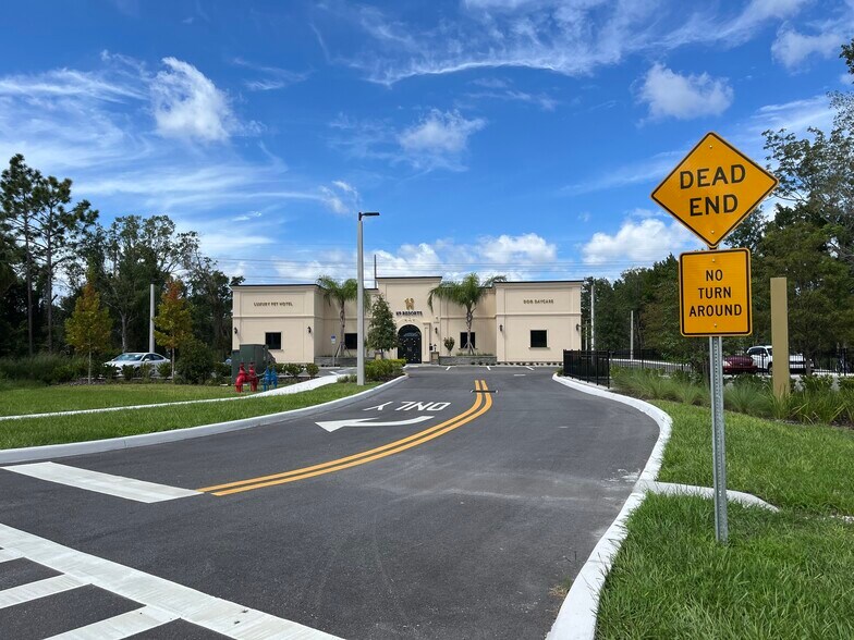 More Photos Of 2386 W State Road 426, Oviedo General Retail For Sale