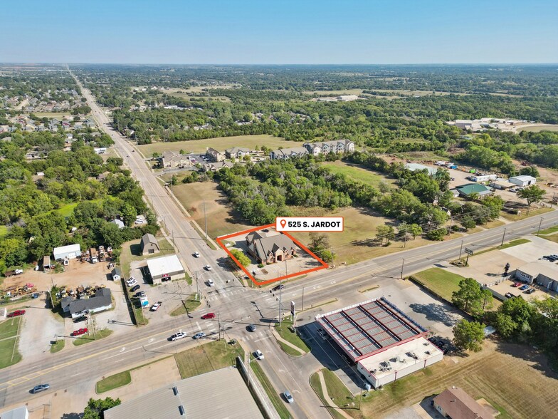 More Photos Of 525 S Jardot Rd, Stillwater Office Residential For Sale