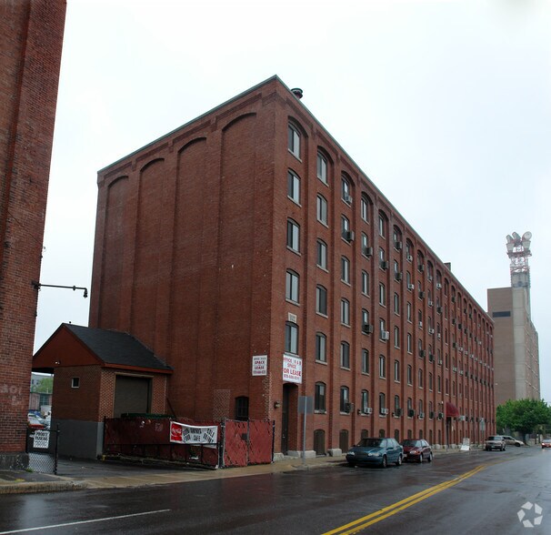 More Photos Of 599 Canal St, Lawrence Loft Creative Space For Lease