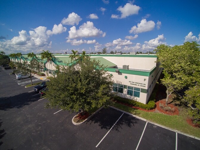 More Photos Of 757 Shotgun Rd, Sunrise Light Manufacturing For Lease