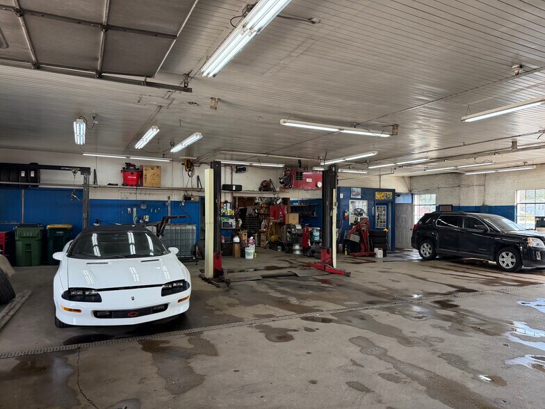 More Photos Of 530 N Main St, Brillion Industrial For Sale