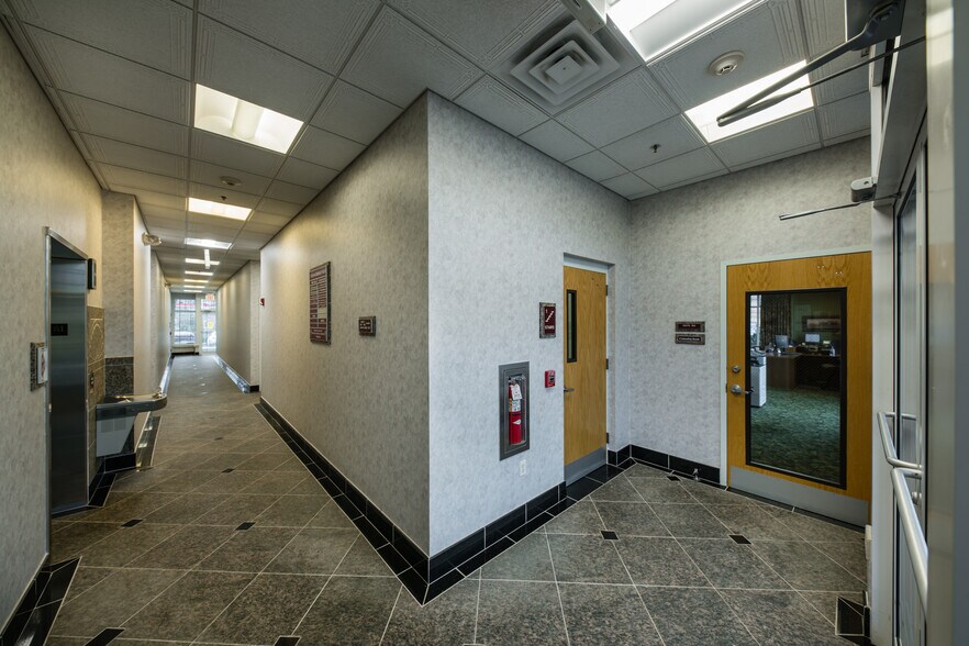 More Photos Of 2 Changebridge Rd, Montville Office For Lease