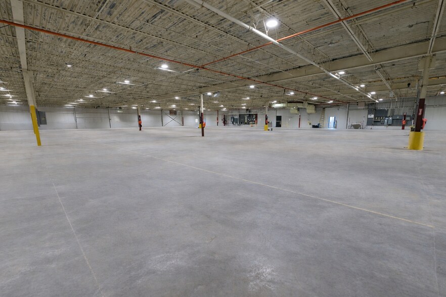 More Photos Of 620 Ireland Rd, Norfolk Manufacturing For Lease