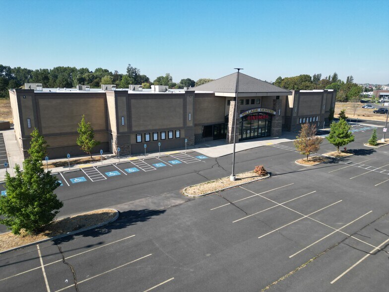 More Photos Of 10117 W Sunset Hwy, Spokane Movie Theatre For Sale
