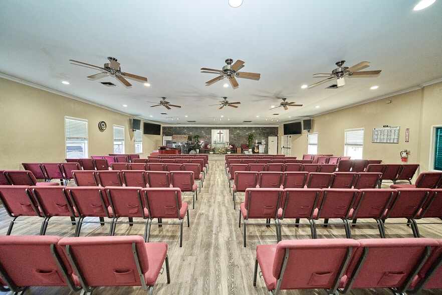 More Photos Of 600 S Towne Ave, Pomona Religious Facility For Sale
