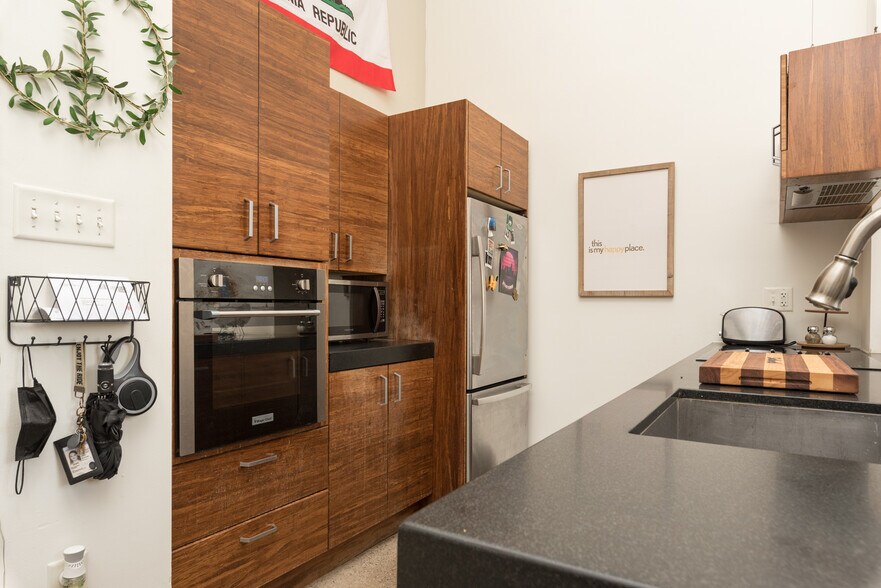 More Photos Of 412 N 3rd St, Richmond Apartments For Sale