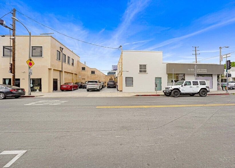 More Photos Of 8300-8302 W 3rd St, Los Angeles Storefront For Sale