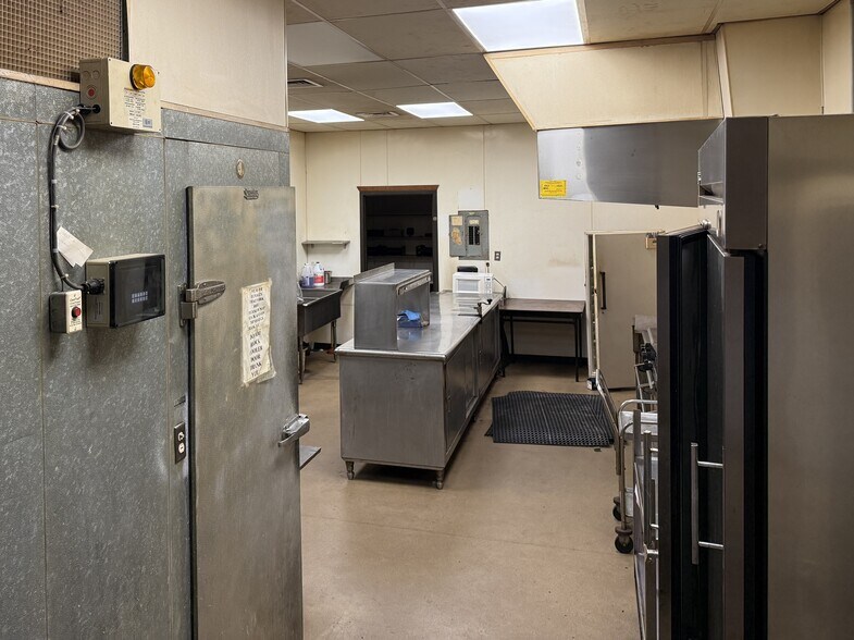 More Photos Of 83 South St, West Hartford Lodge Meeting Hall For Lease