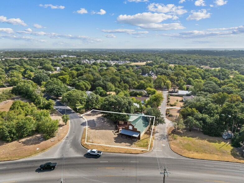 Primary Photo Of 6401 Rock Creek Rd, Waco Freestanding For Sale