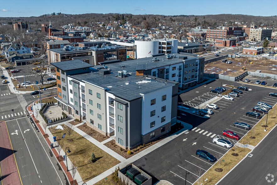 More Photos Of 100-110 N Main St, Bristol Apartments For Lease