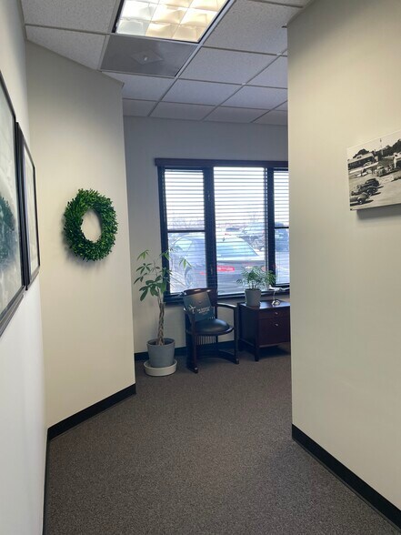 More Photos Of 21620-21628 Midland Dr, Shawnee Office For Sale