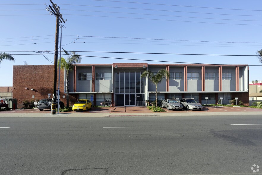 More Photos Of 3467-3479 Kurtz St, San Diego Warehouse For Lease
