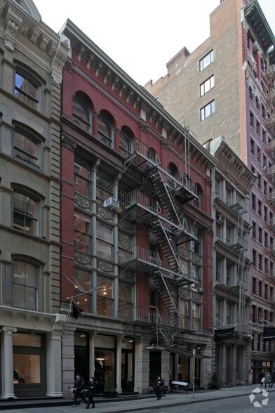 More Photos Of 117-119 Mercer St, New York Apartments For Lease