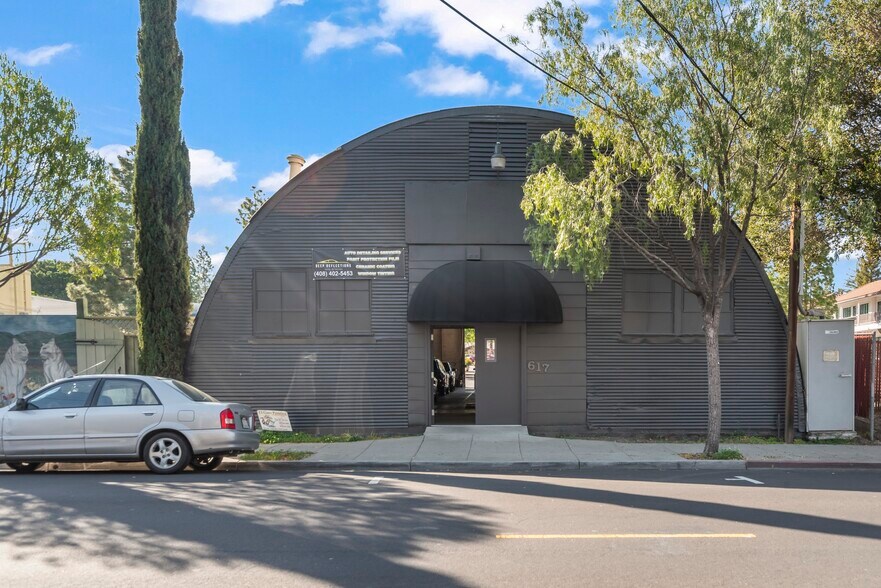 More Photos Of 615-617 University Ave, Los Gatos Warehouse For Sale