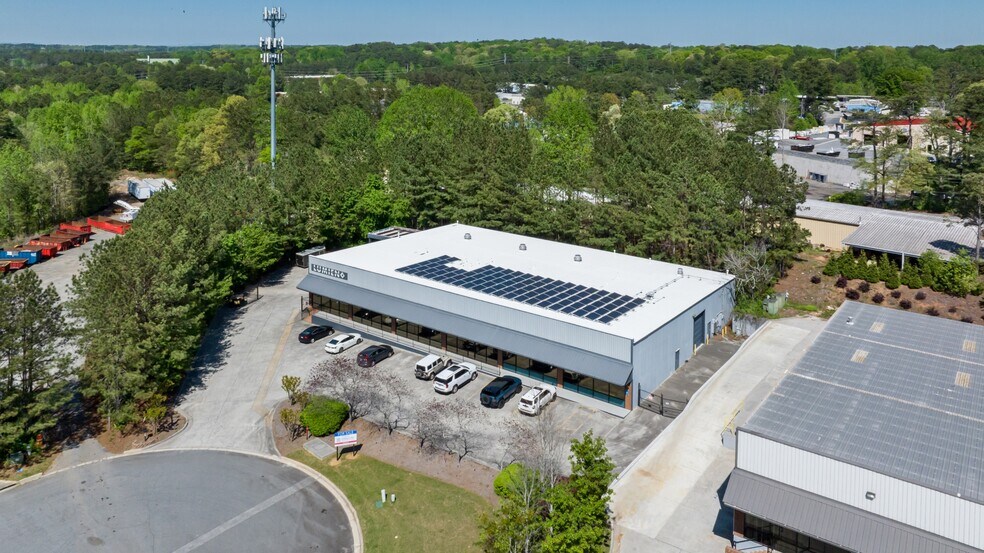 More Photos Of 3050 Matlock Dr, Kennesaw Light Manufacturing For Sale