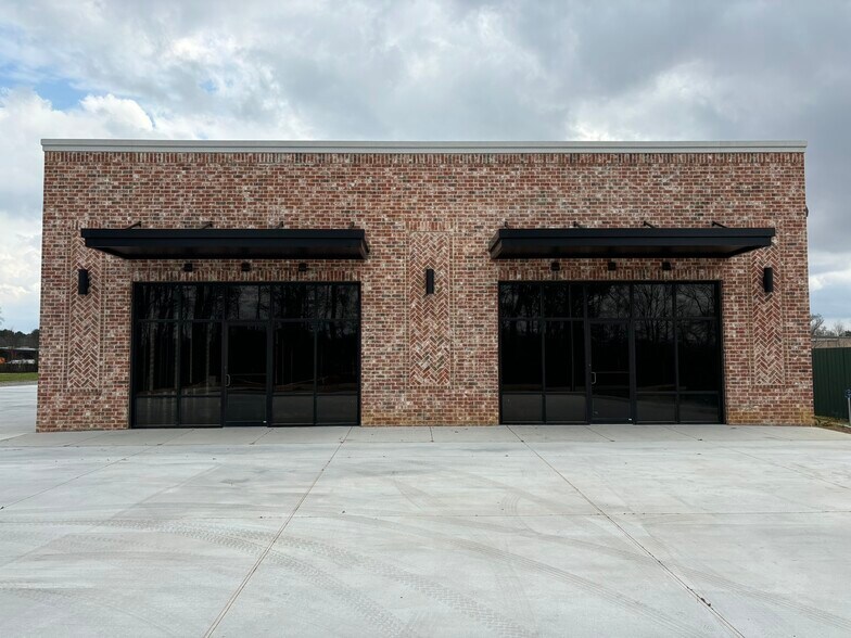 More Photos Of 230 Casey's Ln, Flowood Light Distribution For Lease