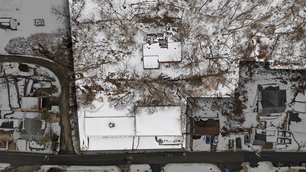 More Photos Of 2750 Banksville Rd, Pittsburgh Warehouse For Sale