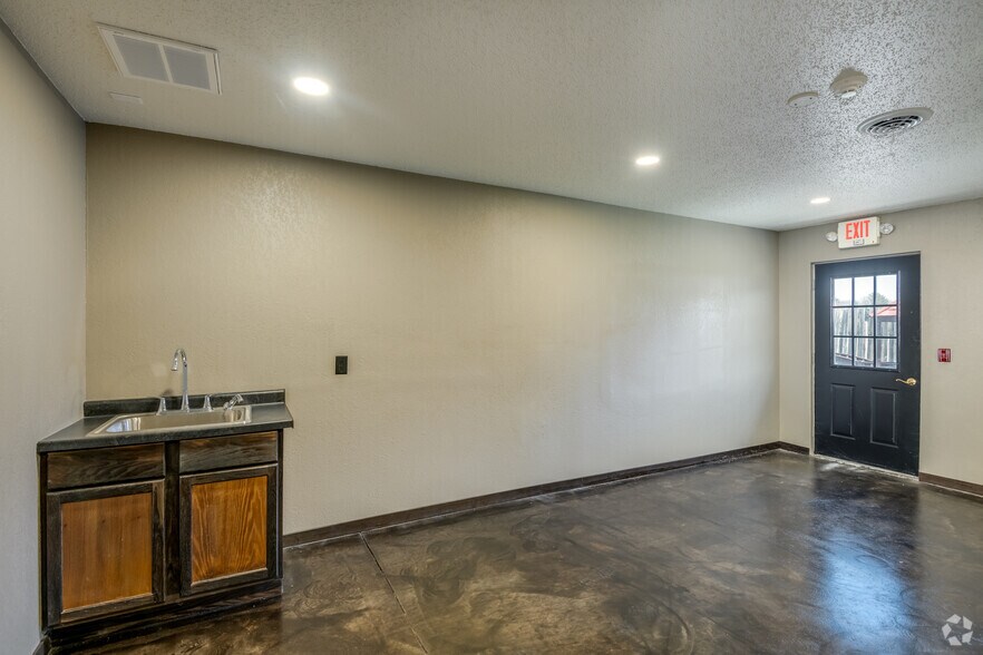 Photo of 1st Floor Ste 15