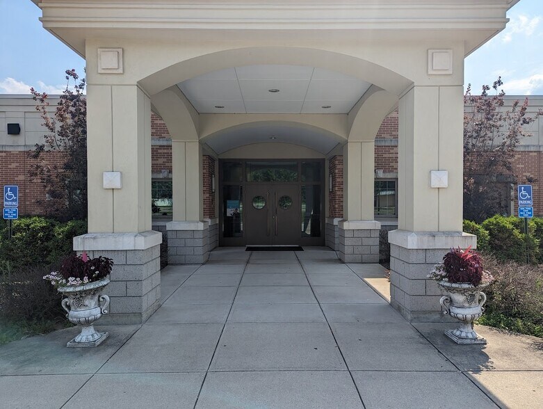 More Photos Of 4140 Salem Ave, Dayton Medical For Sale